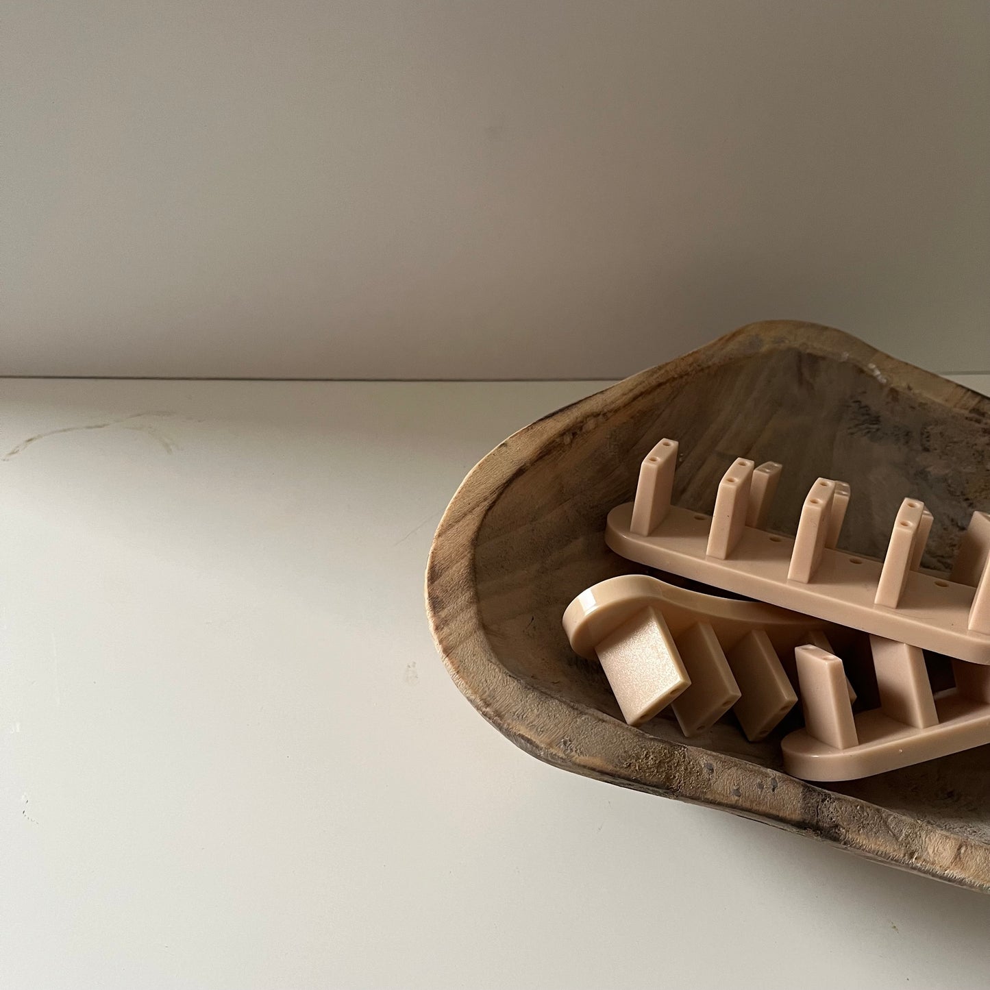 【即納品】 straight beige tip stand 2setマグネット無し LVS239S( acrylic tip stand ネイル プライベートサロン サロン サロン小物 チップスタンド )