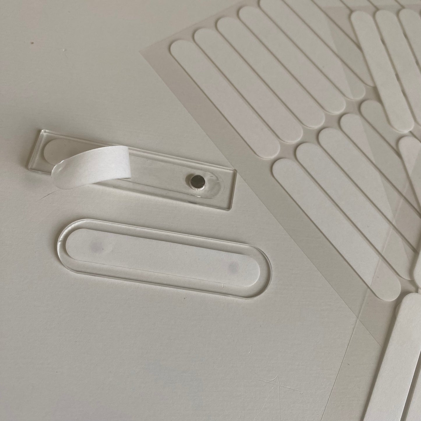 【即納品】 サンプルチッププレート両面シール30枚ラウンド LVS94030