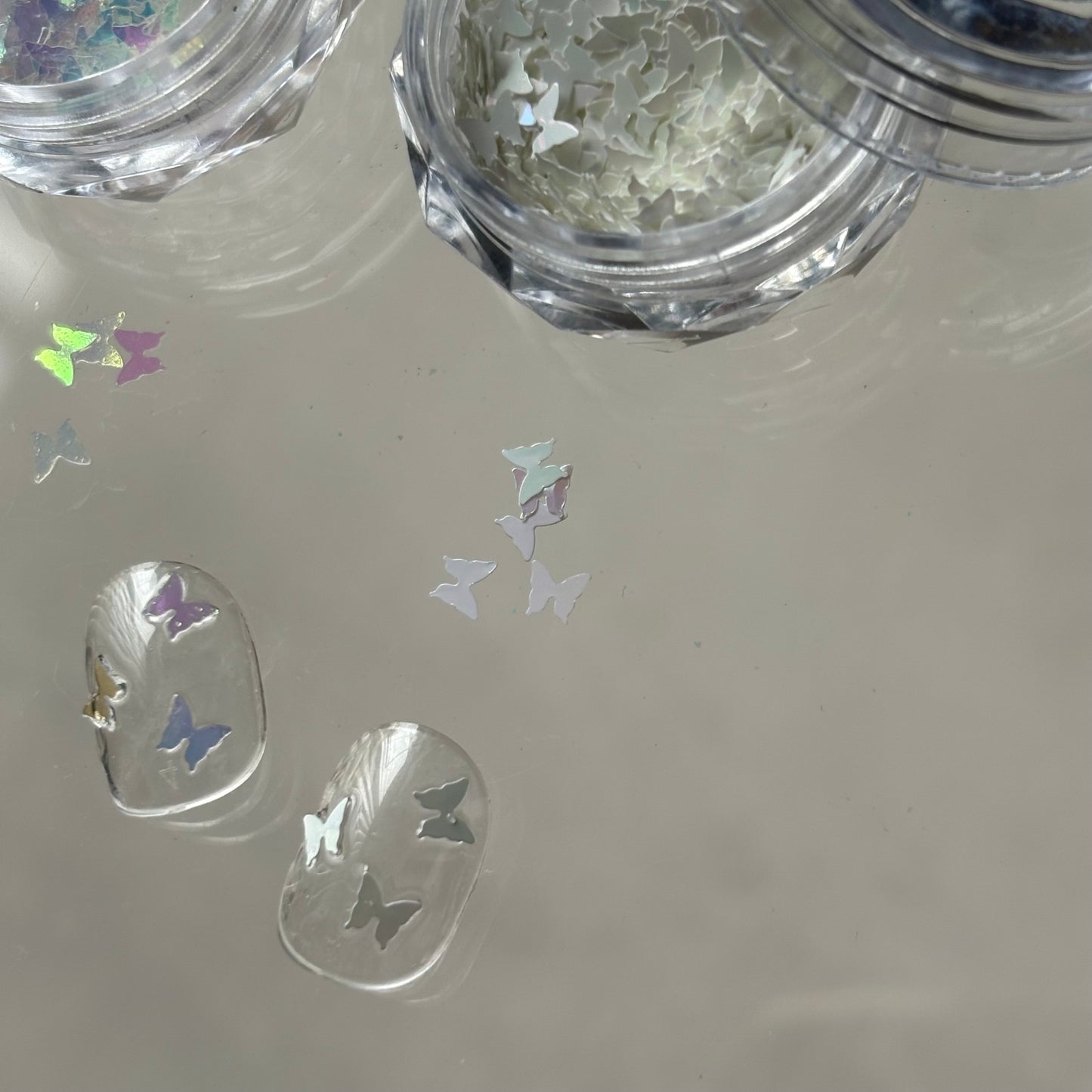 【即納品】butterfly small 23 2set	LVSN1309B23  バタフライ ホログラム