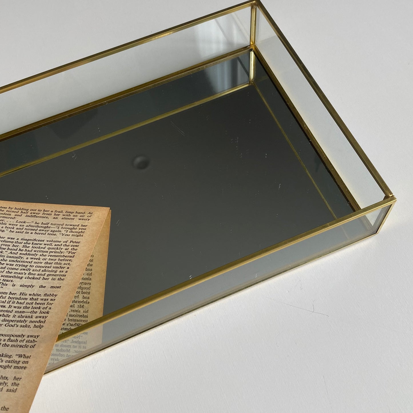 【即納品】gold frame display tray　Lsize    LVS411GL