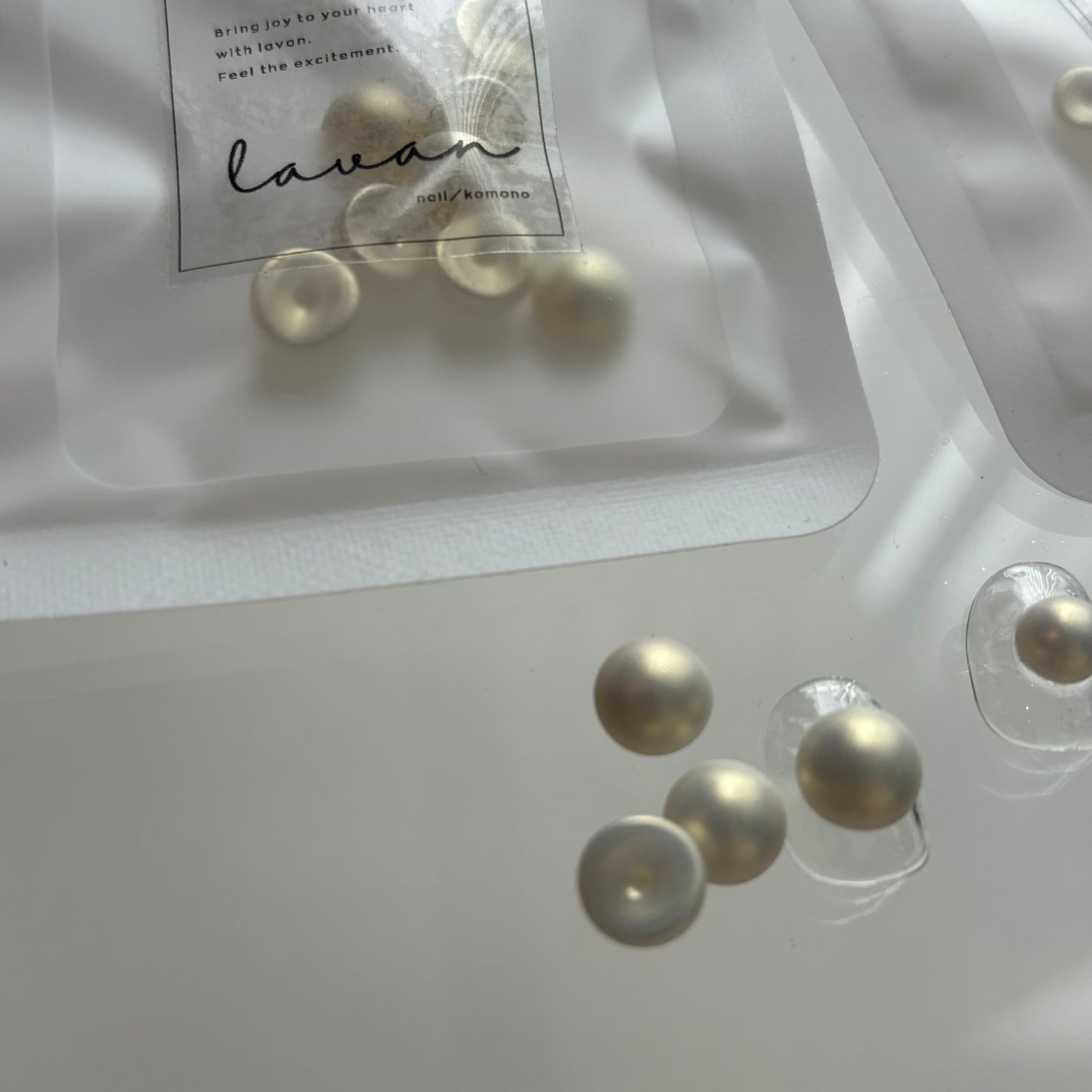 【即納品】smoky pearl   シャンパン 8mm　LVSN1335B88A