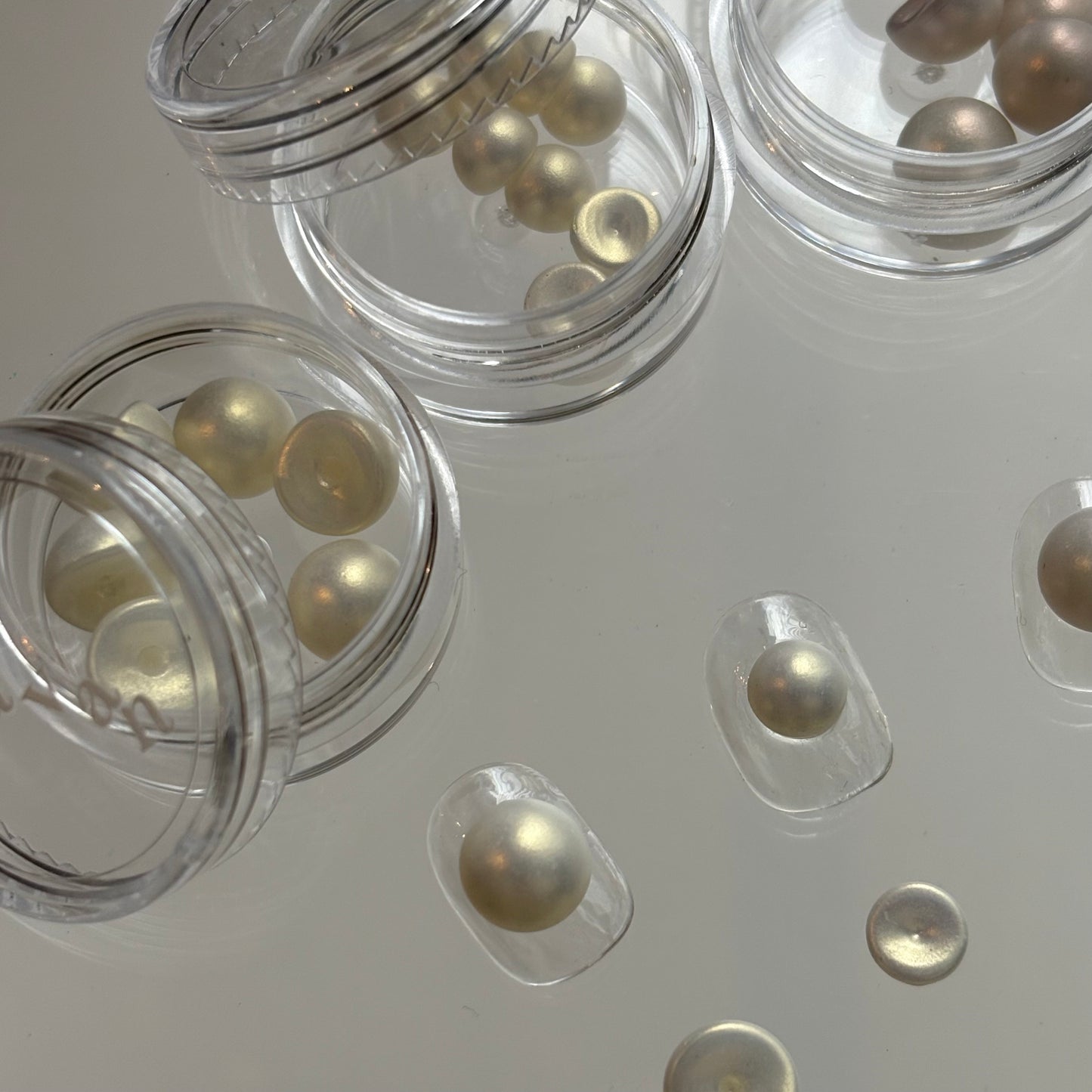 【即納品】 smoky pearl   シャンパン 6mm LVSN1335B610A