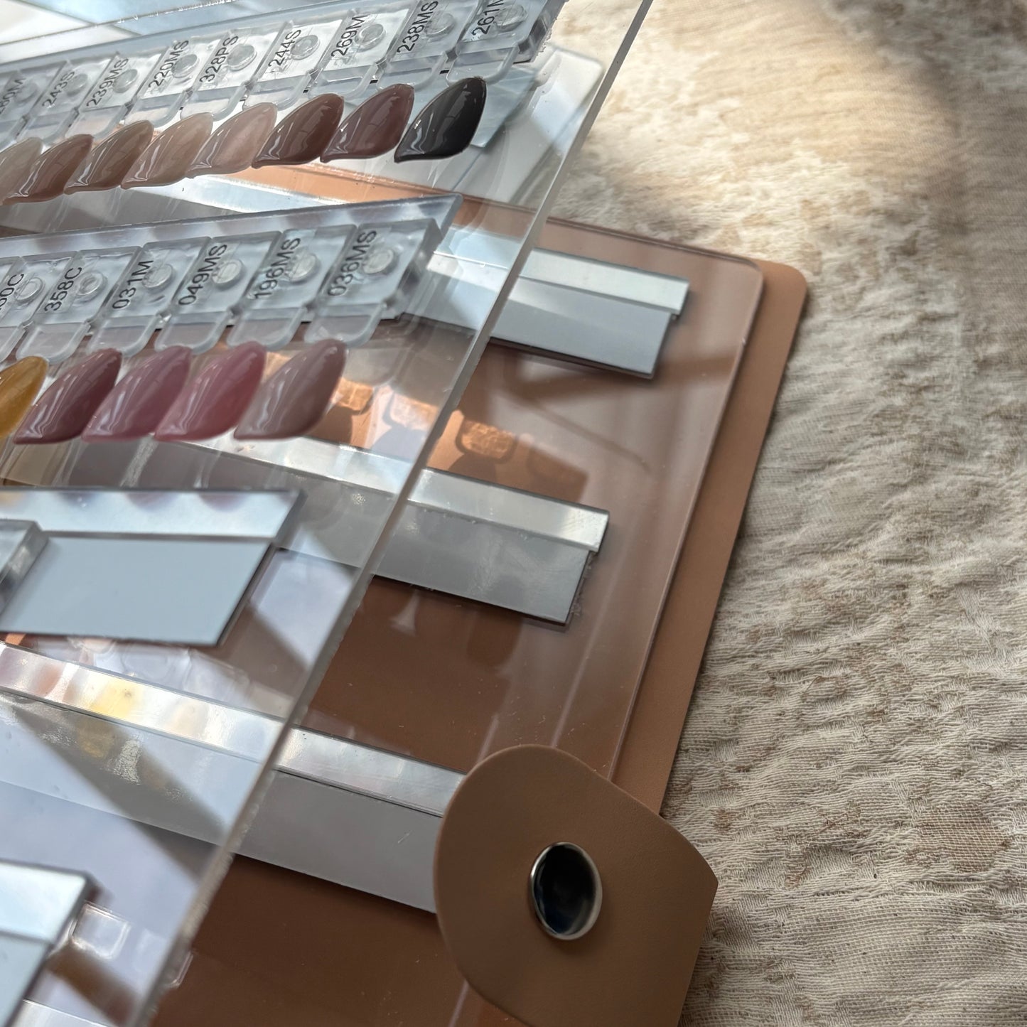 【即納品】	サンプル beige 180color プレート3枚 マグネットカラーチャート LVS910SET180B