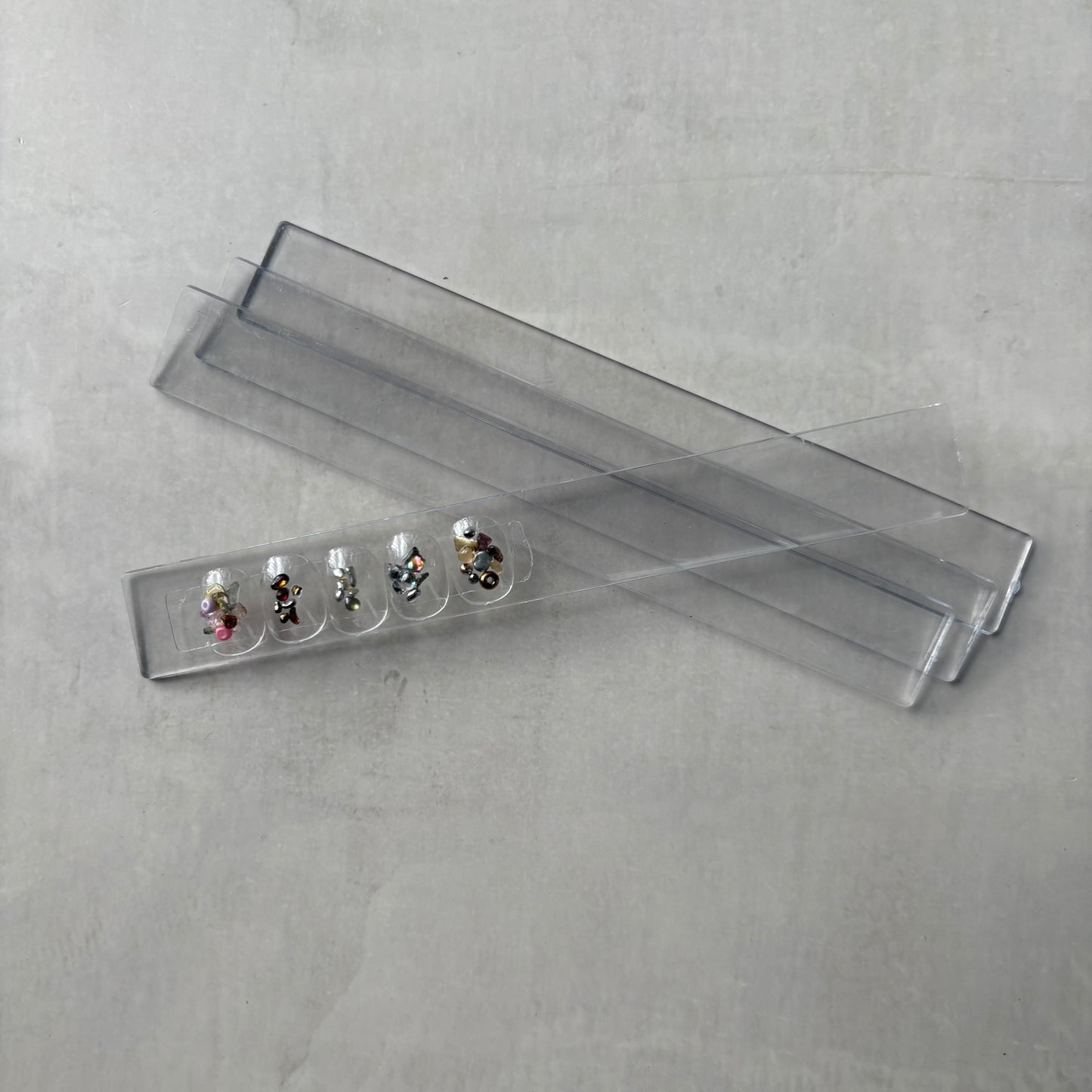 【即納品】ロング　サンプルチップ プレート 12枚　マグネット無し　 アクリルプレート（ネイルサンプル　　ネイル素材 ディスプレイ）