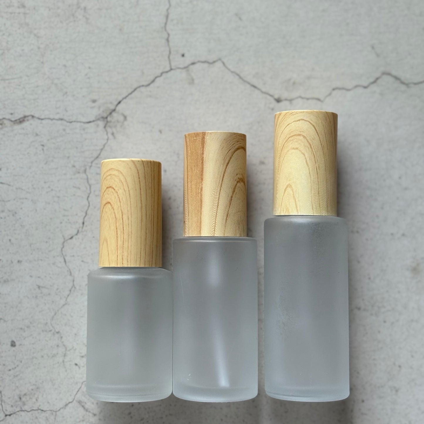 [Ready to ship] wood bottle 40ml LVS600W40