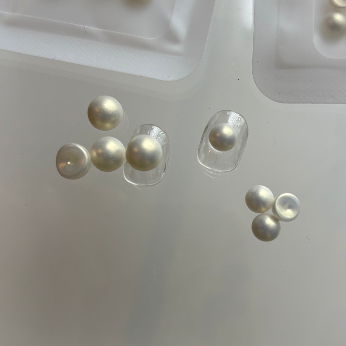 【即納品】smoky pearl   シャンパン 8mm　LVSN1335B88A