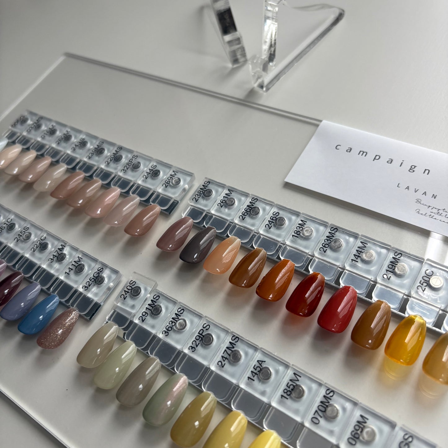 【予約販売品】	60color マグネット カラーチャート ディスプレイ Lsize LVS912D60Y