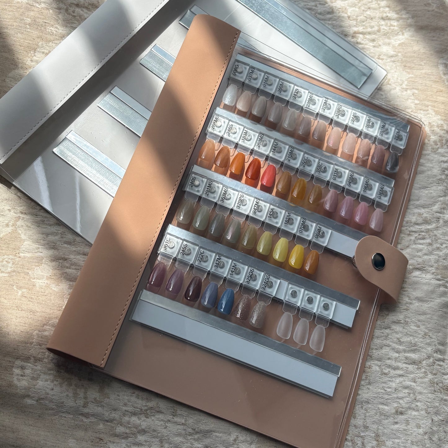 【即納品】	サンプル beige 180color プレート3枚 マグネットカラーチャート LVS910SET180B