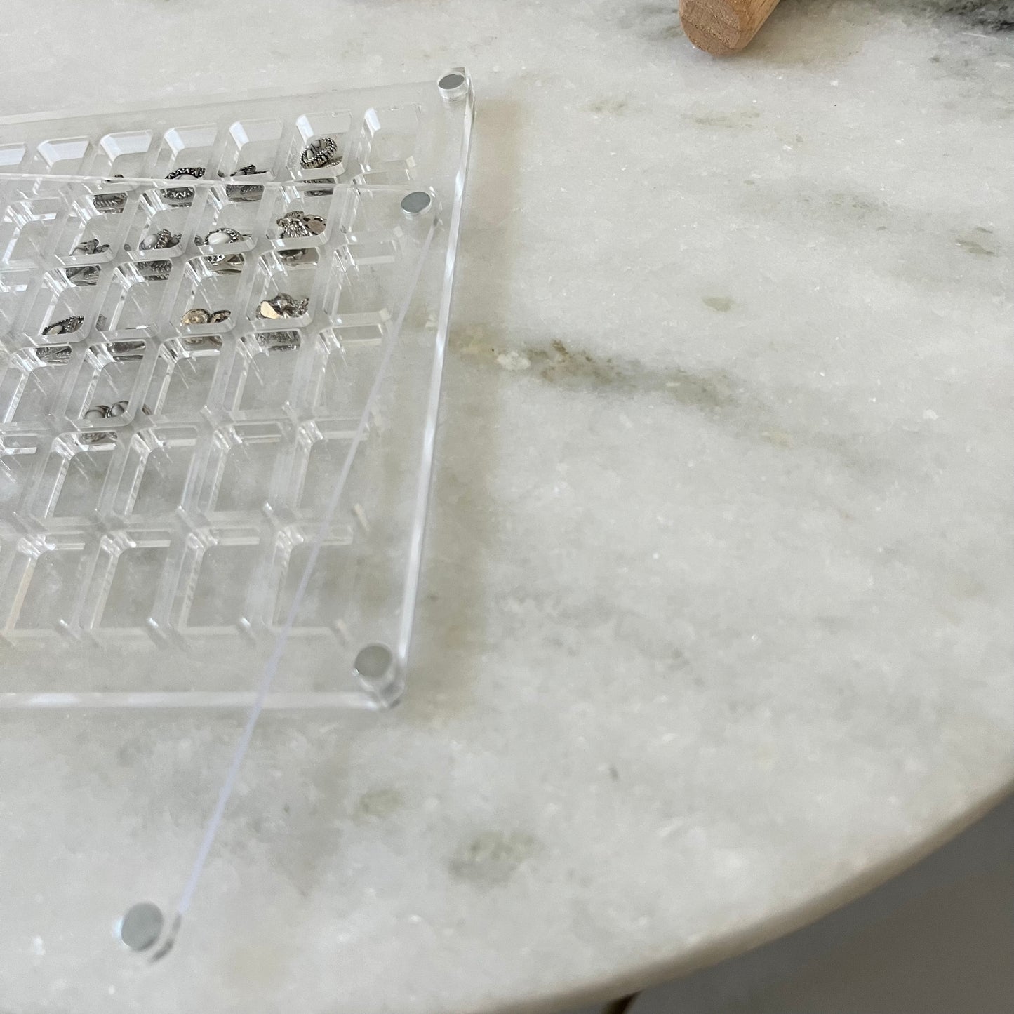 【即納品】リニューアル　Lsize accessory magnet display  66  LVS950L66  アクセサリーケース スライド開閉