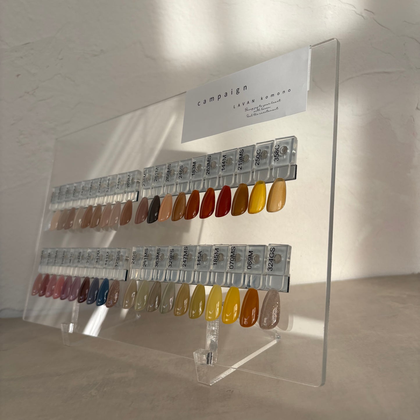 【予約販売品】40color マグネット カラーチャート ディスプレイ M size LVS912D40Y