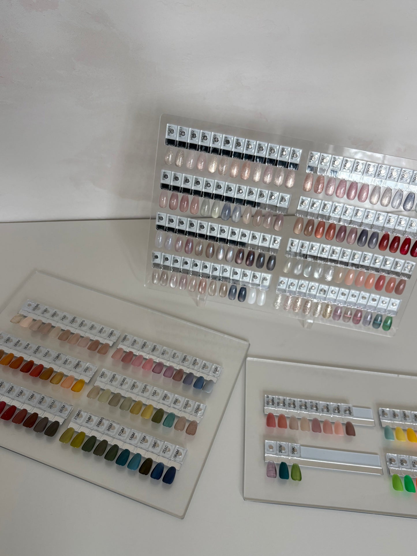 【即納品】96color マグネット カラーチャート ディスプレイ LVS912D96