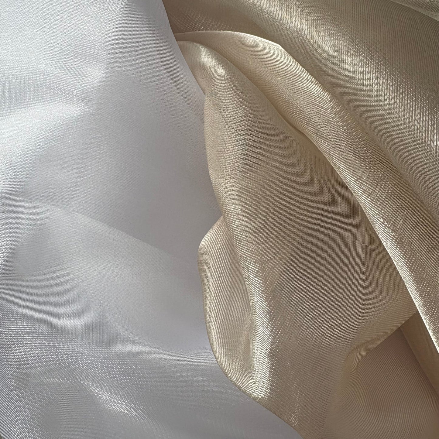 [Ready to ship] Beige clear satin clear textile LVS114CBE