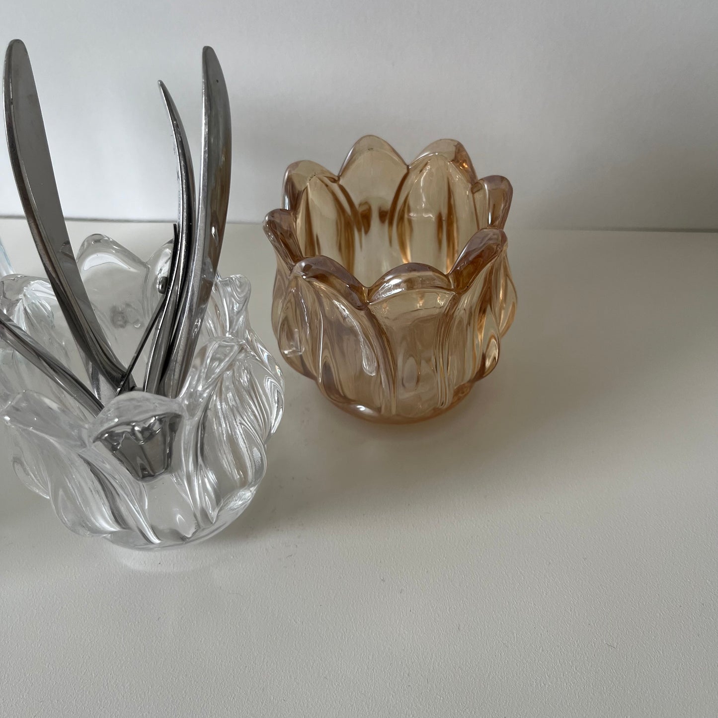 [Ready for immediate delivery] Tulip glass stand clear Tulip LVS753C