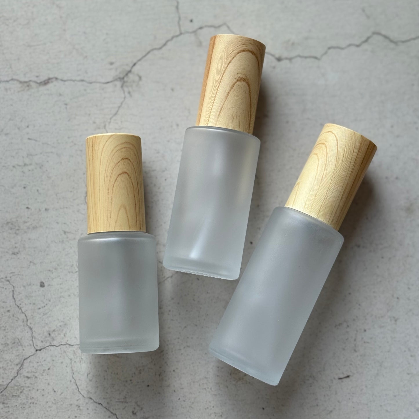 [Ready to ship] wood bottle 40ml LVS600W40