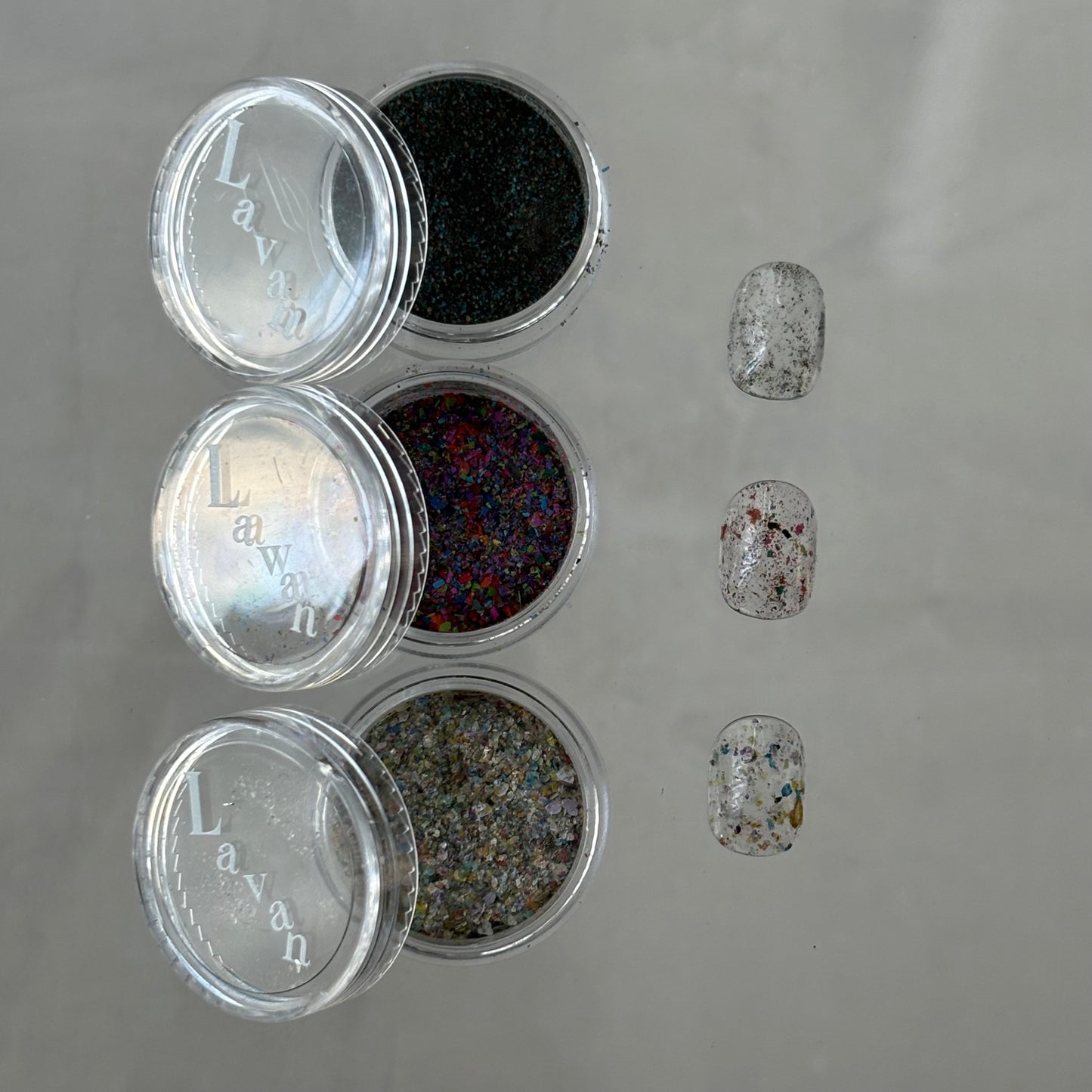 【即納品】	ennui dust flakes 3SET LVSN1325E3