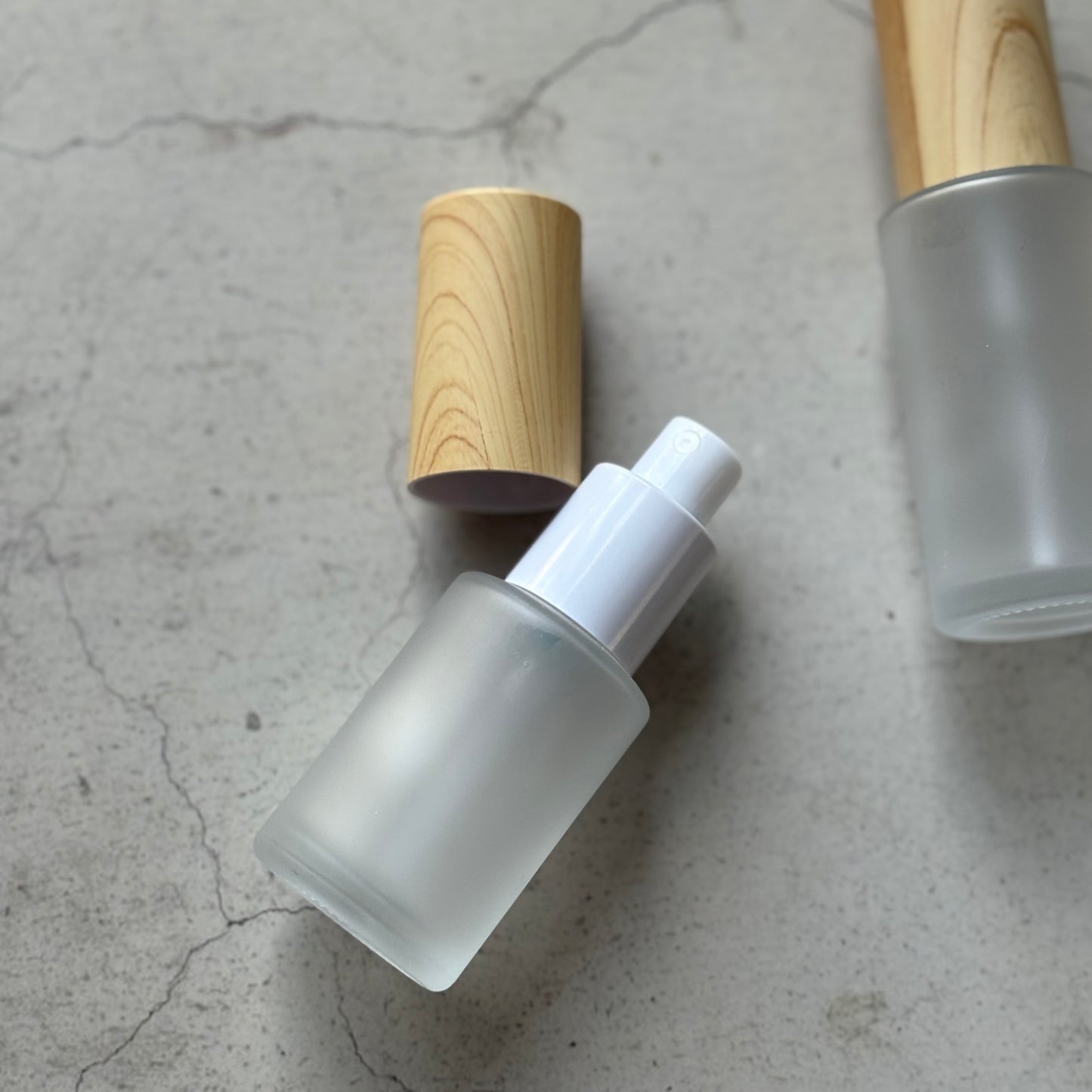 [Ready to ship] wood bottle 30ml spray bottle LVS600W30