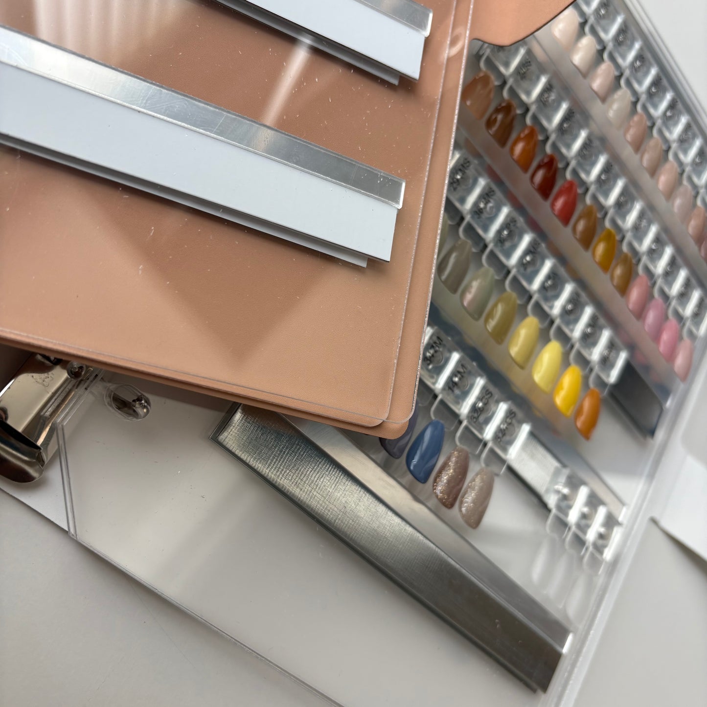 【即納品】アウトレット white 120color  プレート2枚 マグネットカラーチャート LVS910SET120W