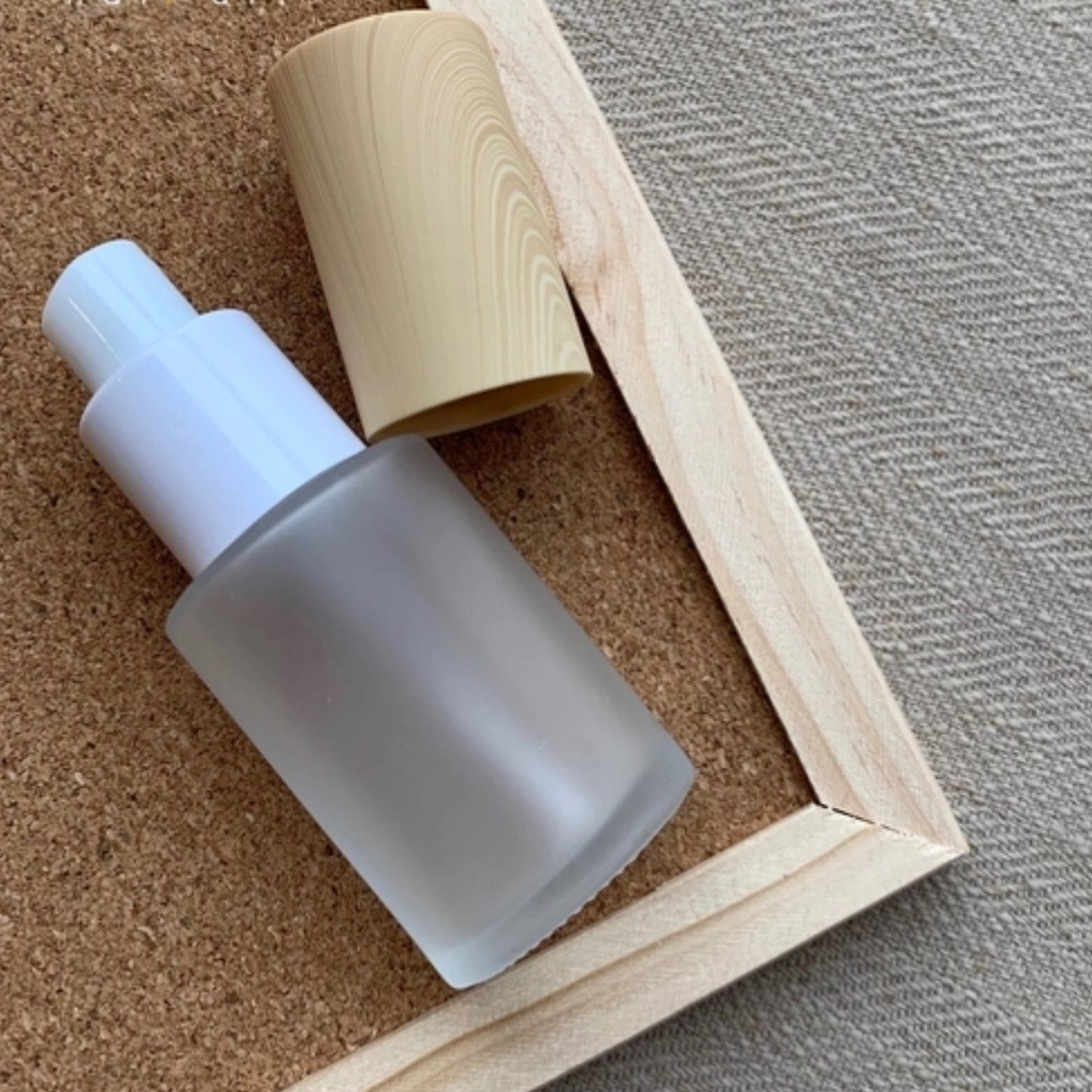 [Ready to ship] wood bottle 40ml LVS600W40