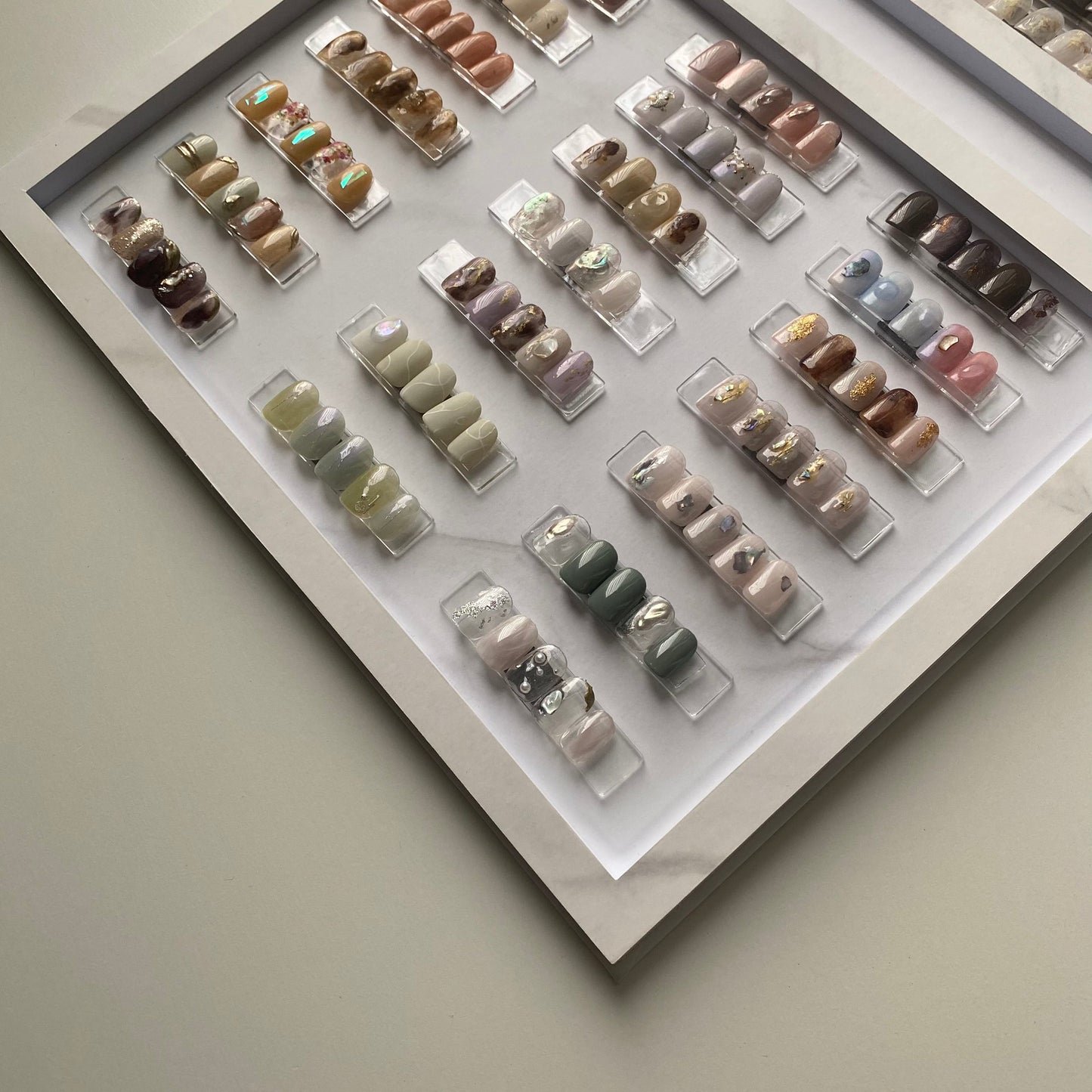 【即納品】アウトレット　Msize マグネット式 ネイル コレクションケース 　LVS905MM