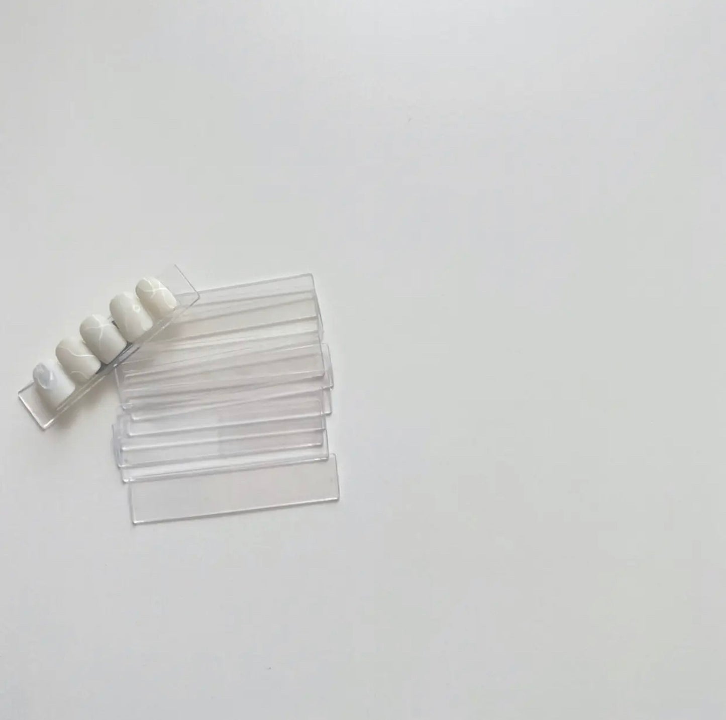 サンプルチップ プレート 50枚　マグネット無し　LVS932P50  アクリルプレート（ネイルサンプル　　ネイル素材 ディスプレイ）